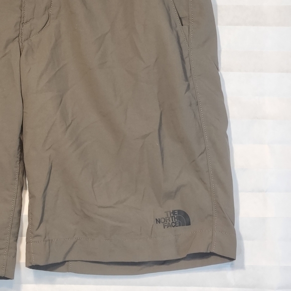 The North Face Men's Hybrids Shorts Size‎ 32 Inseam 10" Hike Outdoors Climb - Picture 3 of 8